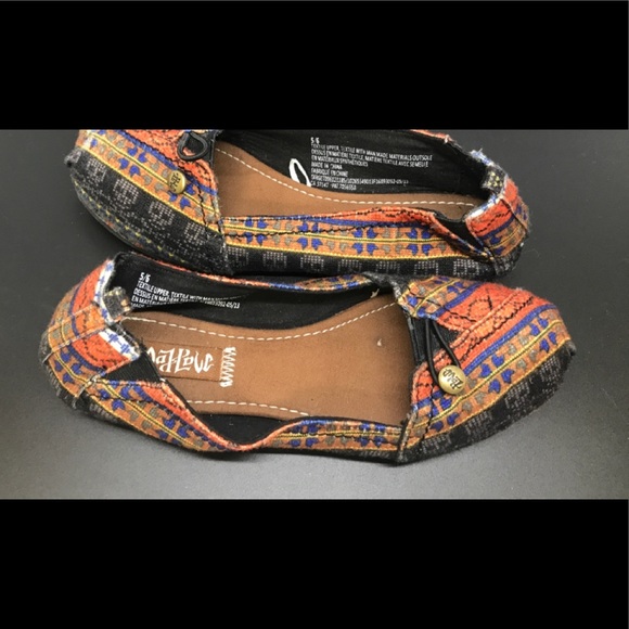 Madpole 5-6 Woman’s Slip On Flats Loafer Style - Picture 7 of 8